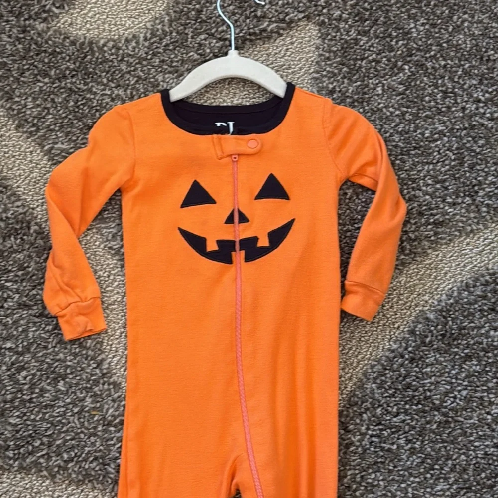 The Childrens Place Baby Boy Fall Football Halloween Footed Pajamas Lot 2 Pack